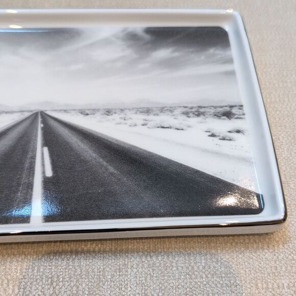 Kate Spade New York x Lenox Spirit of Adventure White Ceramic Tray Gold Rim - Picture 4 of 8